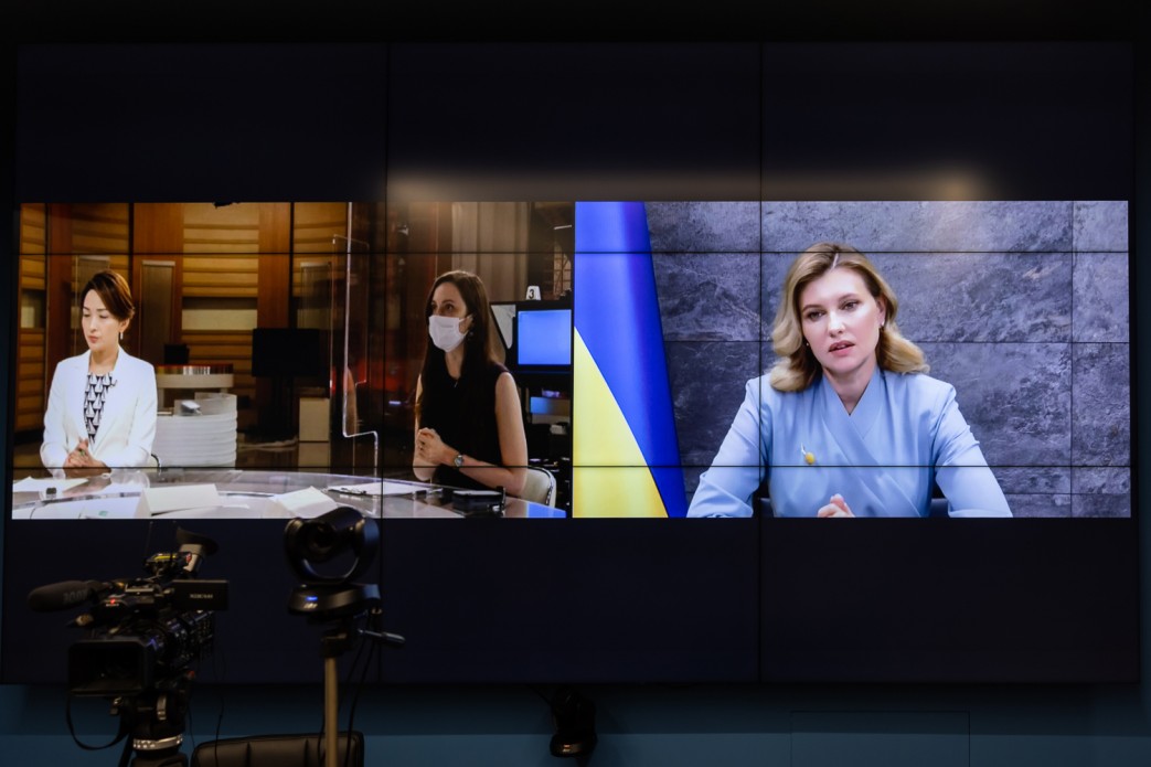 Олена Зеленська під час інтерв’ю японській телерадіокомпанії